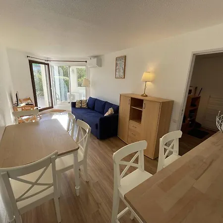 T2 En Front De Avec Terrasse - Cyprien - Fr-1-106-109 *