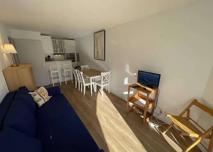 T2 En Front De Avec Terrasse - Cyprien - Fr-1-106-109